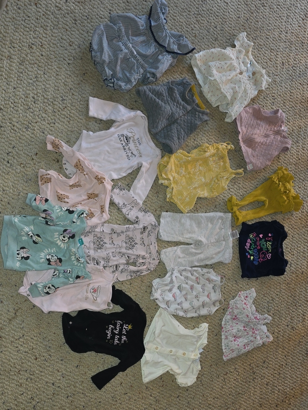 Mixed Baby Girl Clothing Bundle Of 18 Items - 3-6m